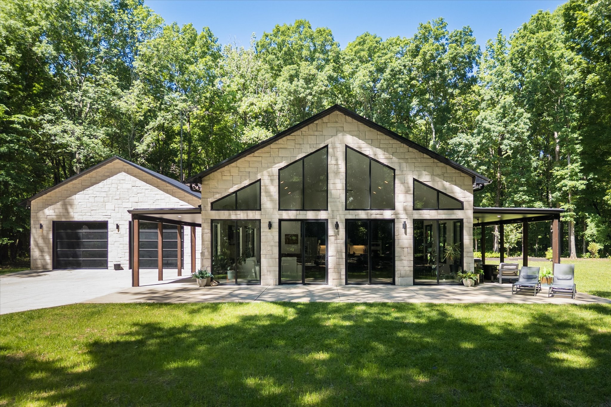 4945 East Evans Road Clarksville, TN 37043 - Photo 4 of 50 Gallery Image 4