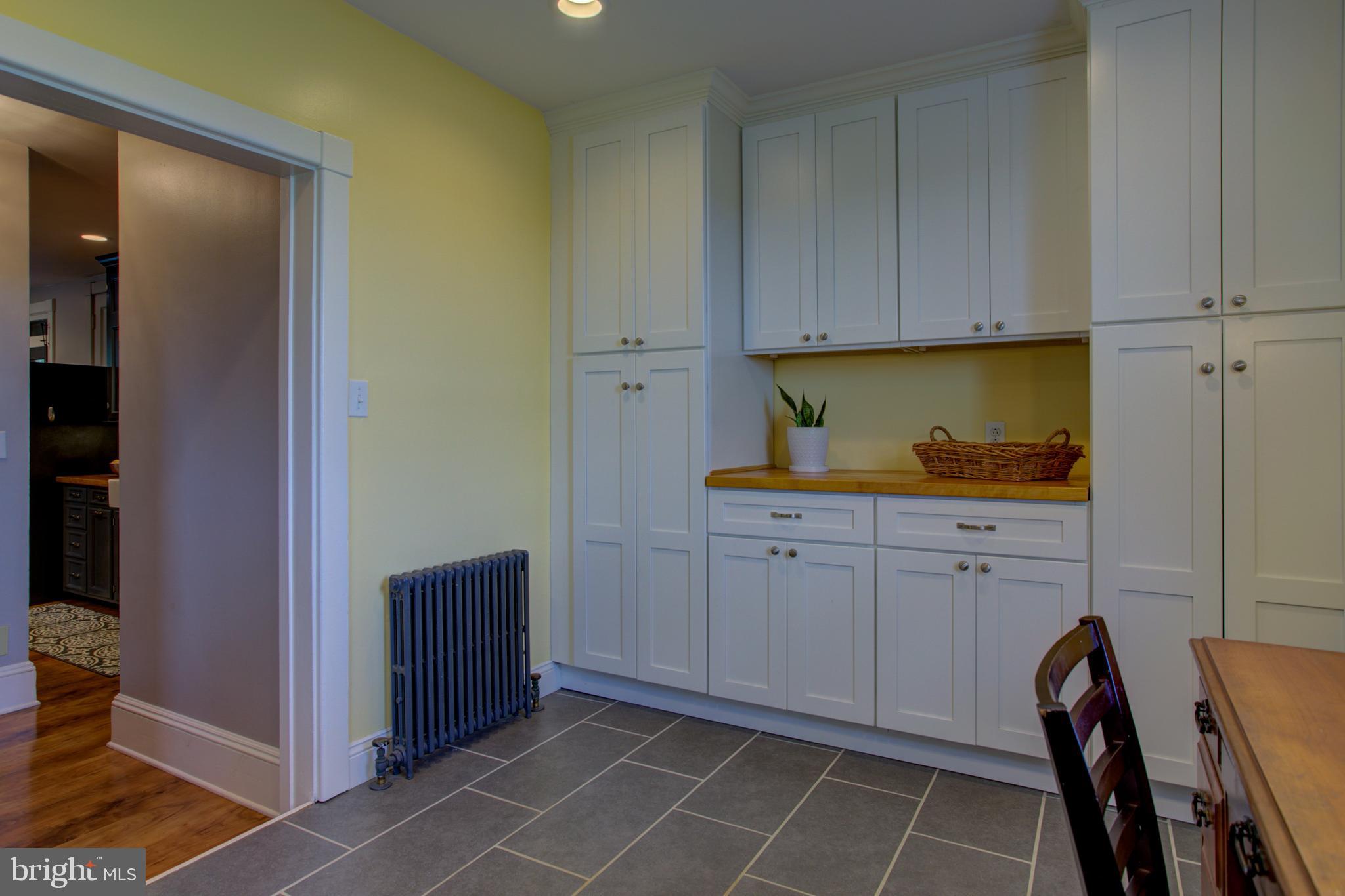 795 Prospect Road Manheim, PA 17545 - Photo 21 of 92 Laundry / Mudroom