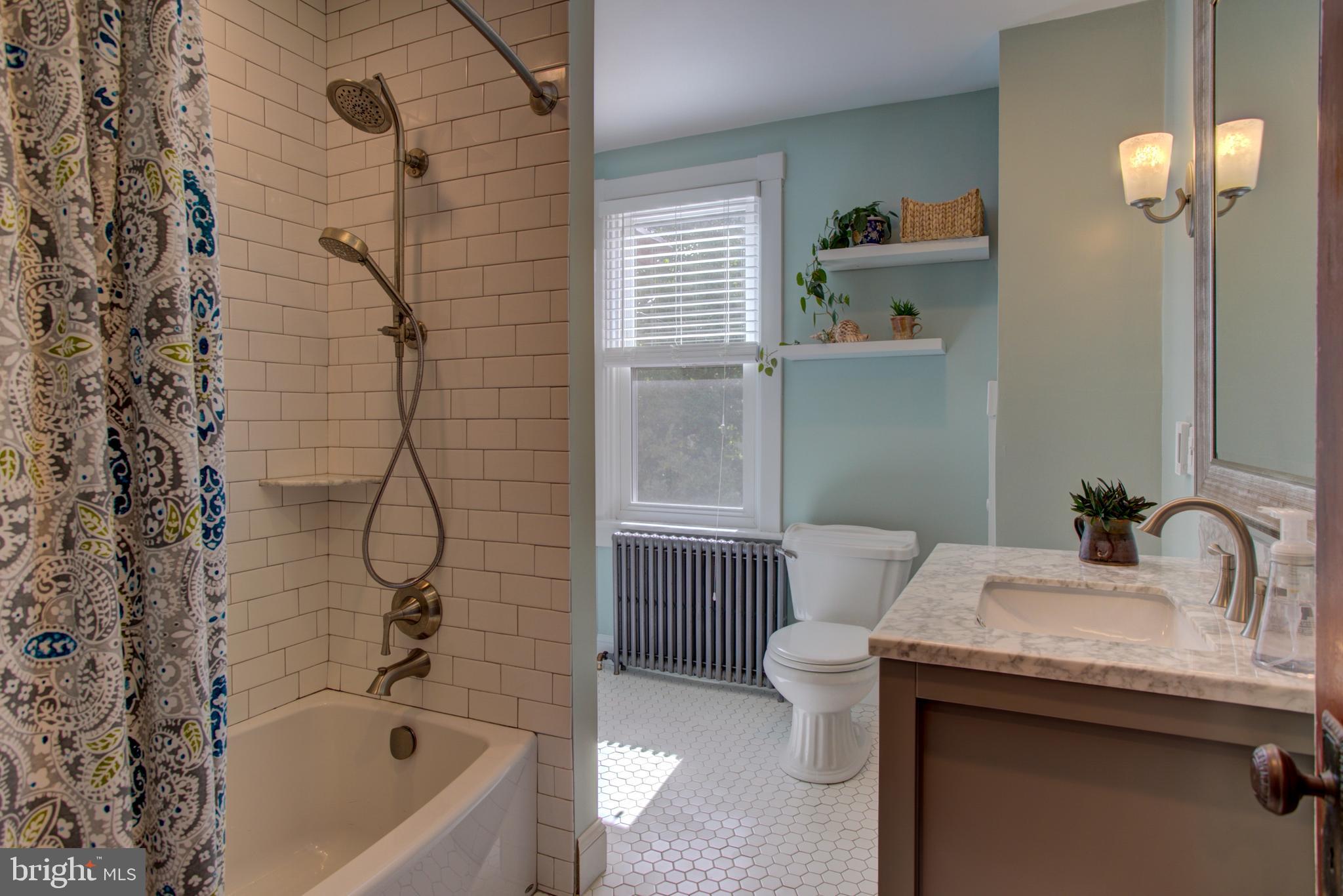 795 Prospect Road Manheim, PA 17545 - Photo 36 of 92 Upper Full Bath