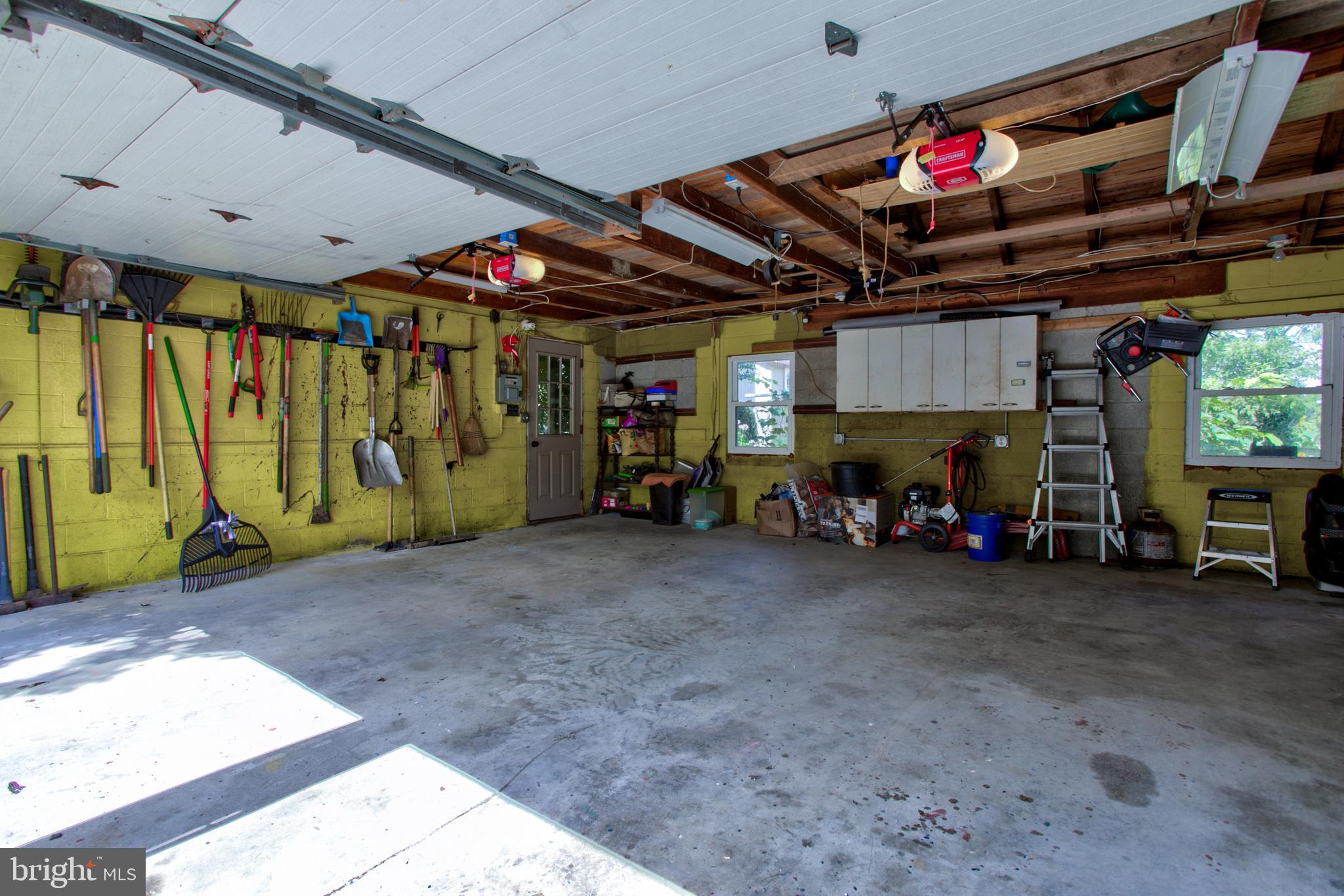 795 Prospect Road Manheim, PA 17545 - Photo 47 of 92 Garage