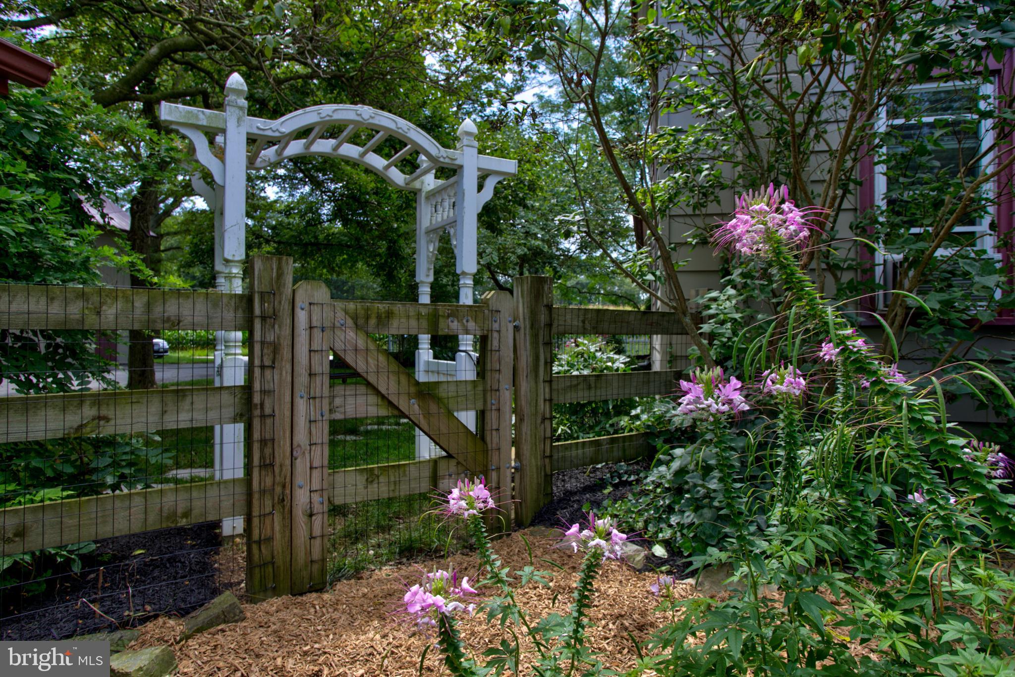795 Prospect Road Manheim, PA 17545 - Photo 60 of 92 Fence