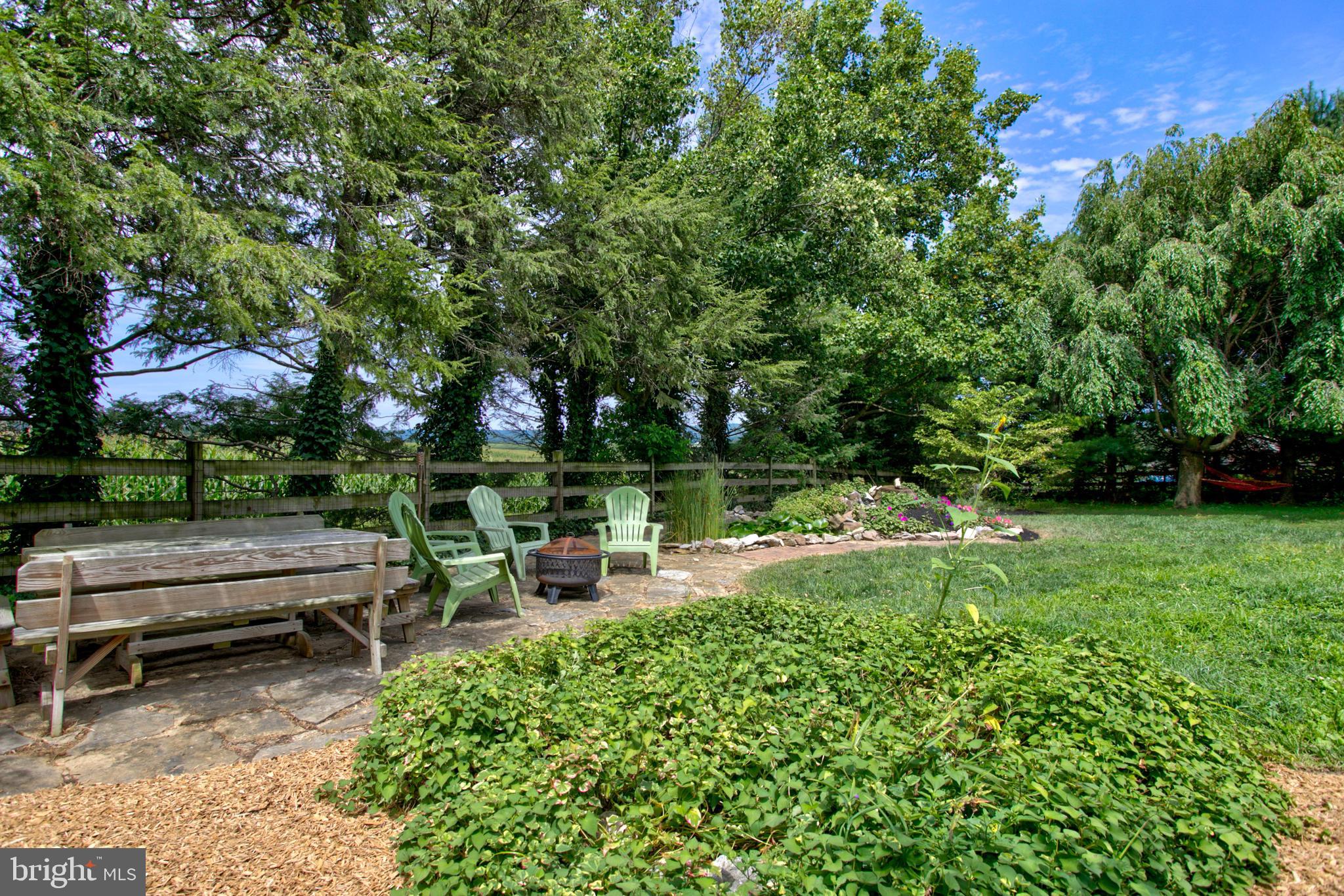 795 Prospect Road Manheim, PA 17545 - Photo 63 of 92 Sitting area