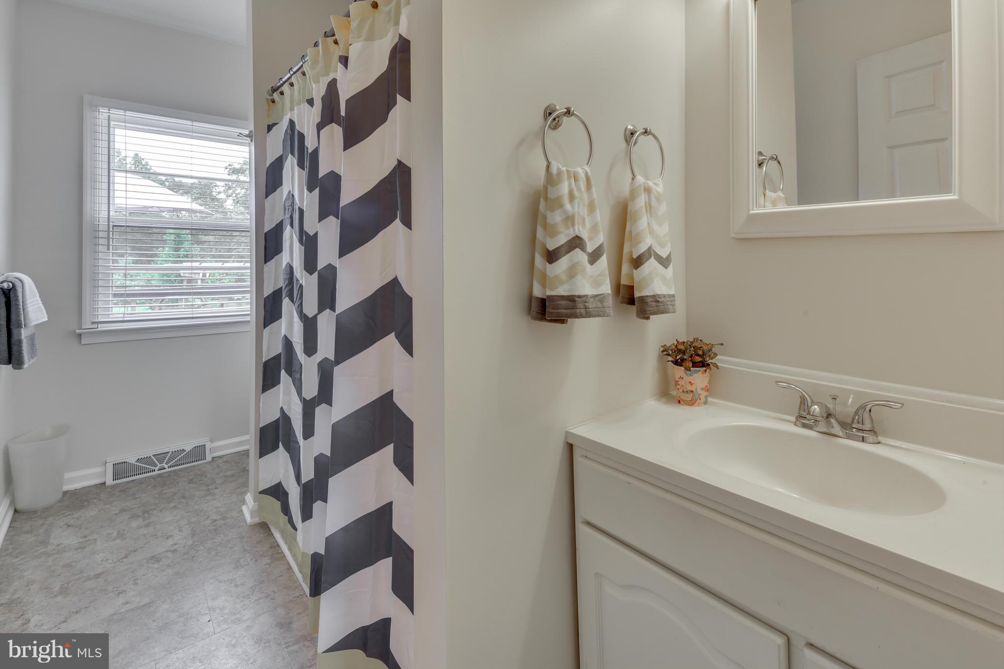 123 Red Toad Road North East, MD 21901 - Photo 17 of 27 Bath