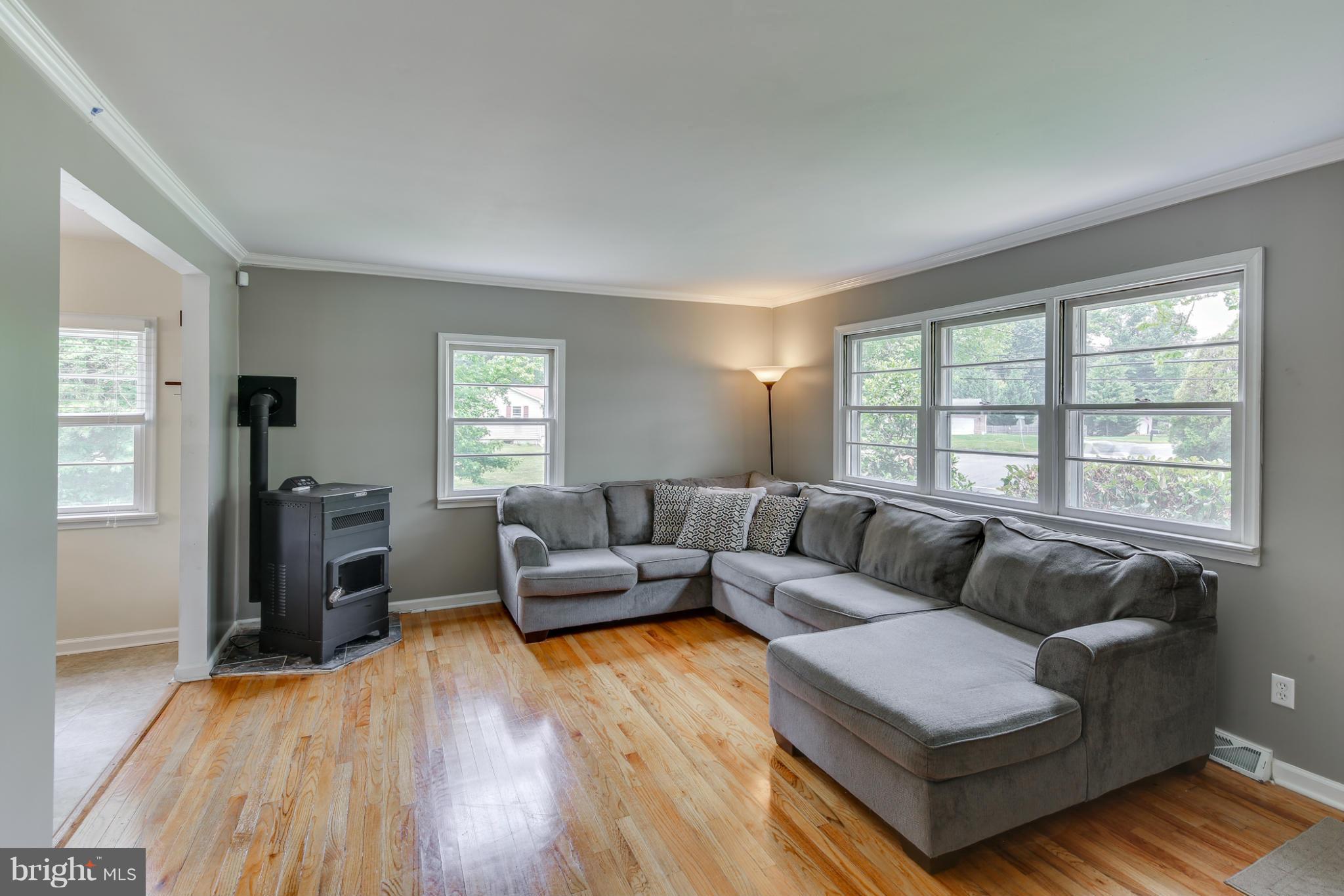 123 Red Toad Road North East, MD 21901 - Photo 3 of 27 Living Room