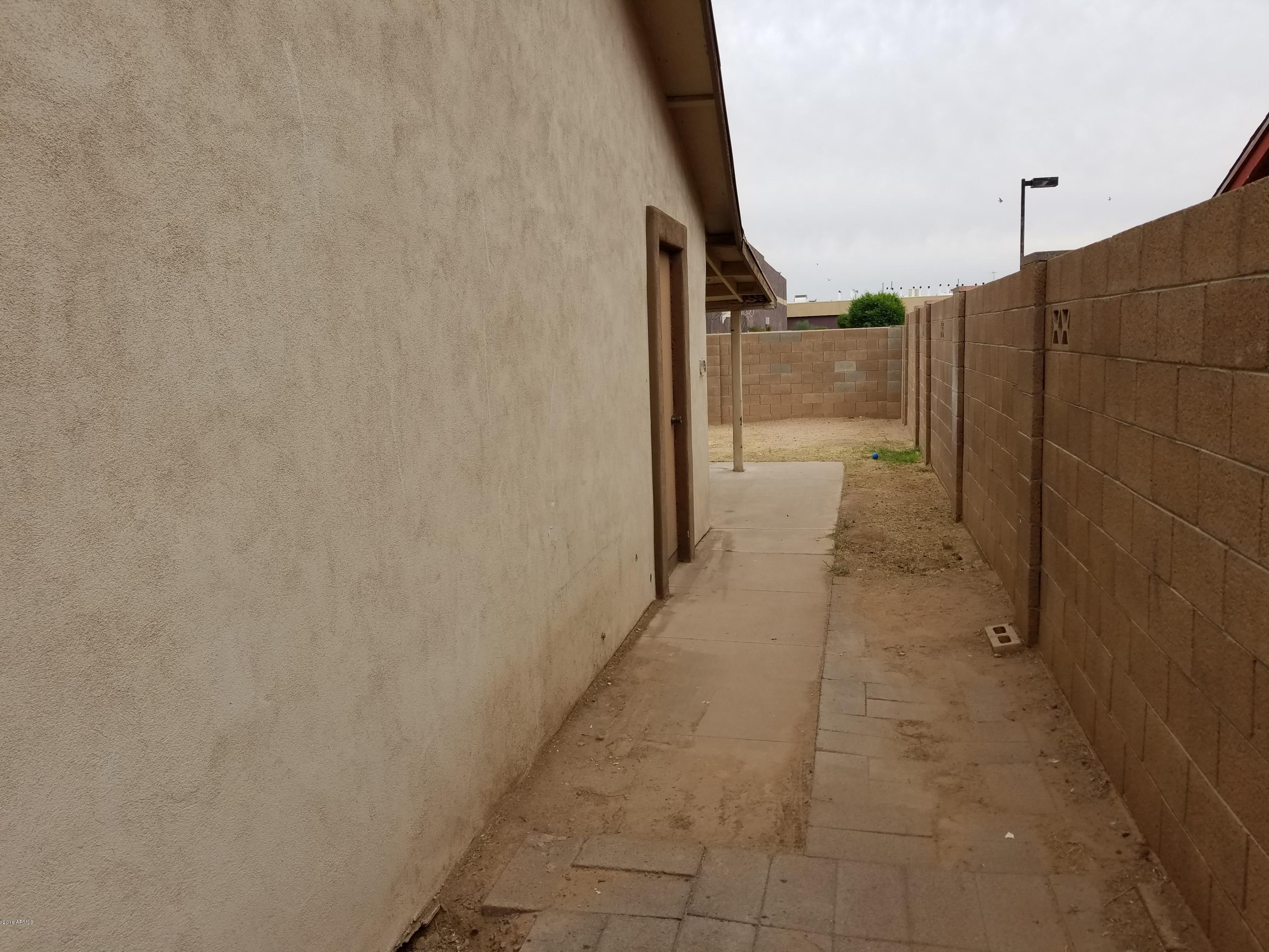 4939 West Berkeley Road Phoenix, AZ 85035 - Photo 45 of 60 a view of a pathway