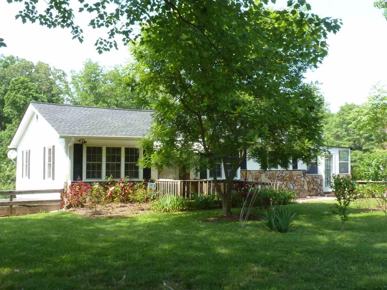 124 South 209 Landrum, SC 29356 - Photo 1 of 26 Gallery Image 1