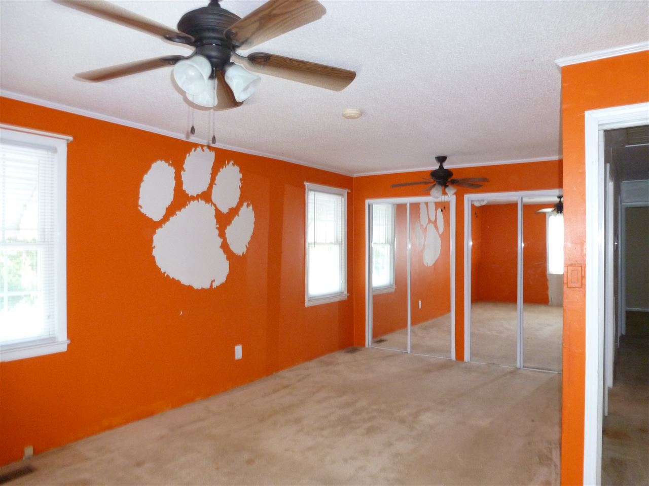 124 South 209 Landrum, SC 29356 - Photo 12 of 26 Gallery Image 12