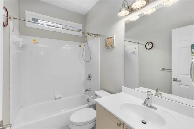 $3,850 | 2631 East Madison Drive, Atlanta, GA 30360