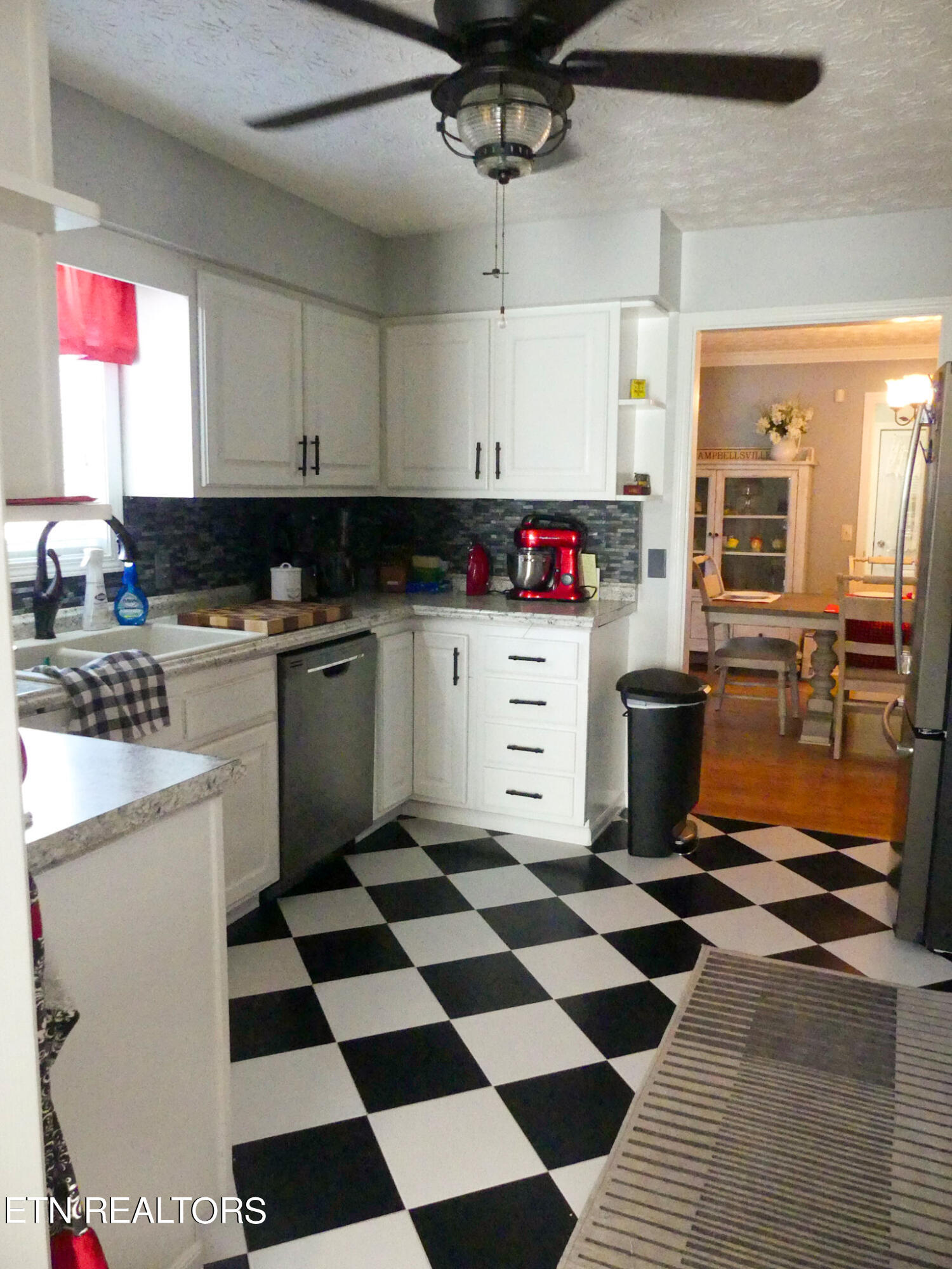 836 Catlett Road Sevierville, TN 37862 - Photo 10 of 26 P1030305