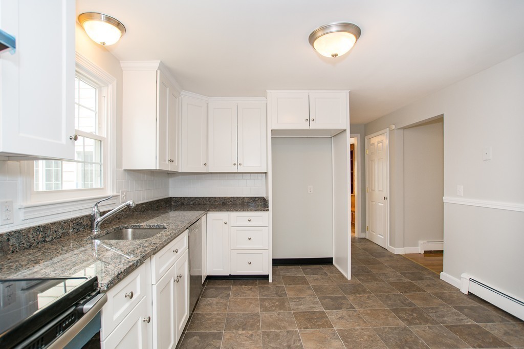 138 Longhill Road Franklin, MA 02038 - Photo 11 of 25 Gallery Image 11