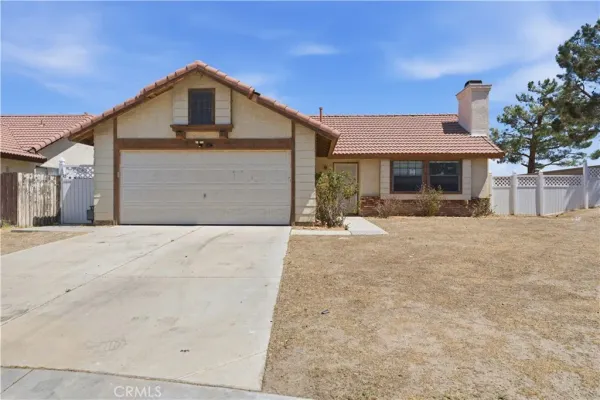 $385,000 | 4361 East E Avenue, Palmdale, CA 93550