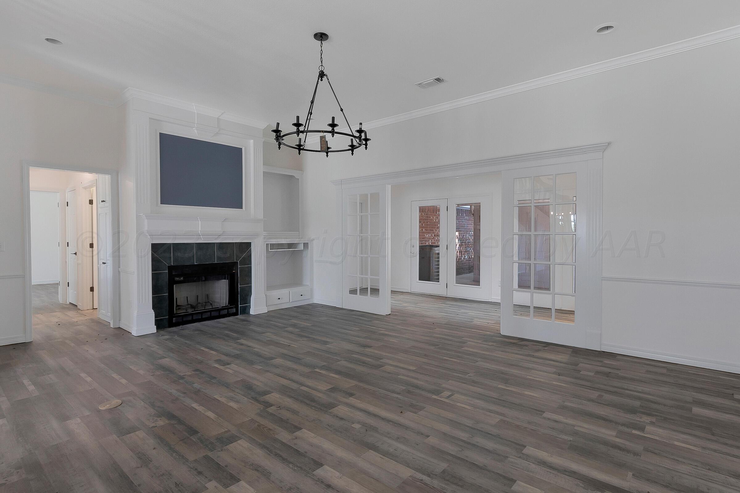 19351 Mockingbird Road Canyon, TX 79015 - Photo 12 of 55 008_Living Room