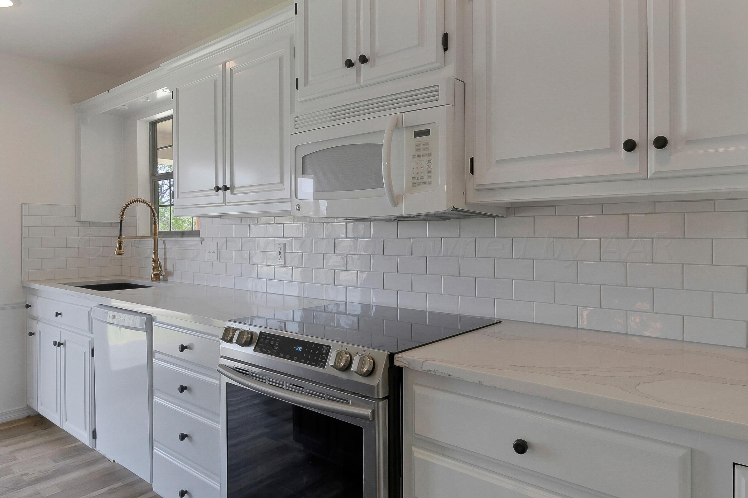 19351 Mockingbird Road Canyon, TX 79015 - Photo 20 of 55 016_Kitchen 4
