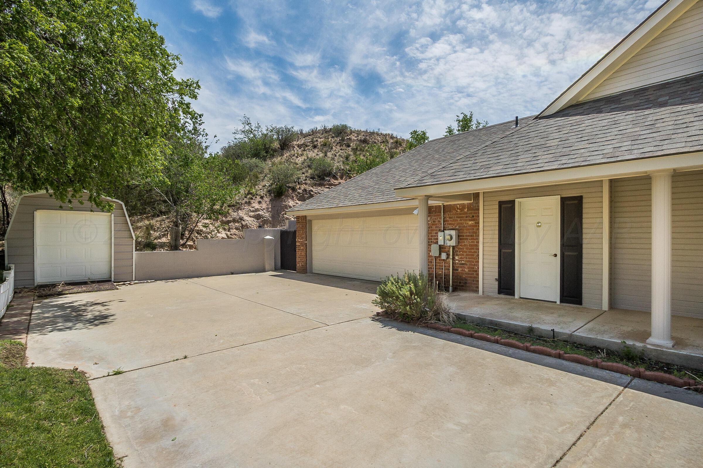 19351 Mockingbird Road Canyon, TX 79015 - Photo 44 of 55 030_Garage