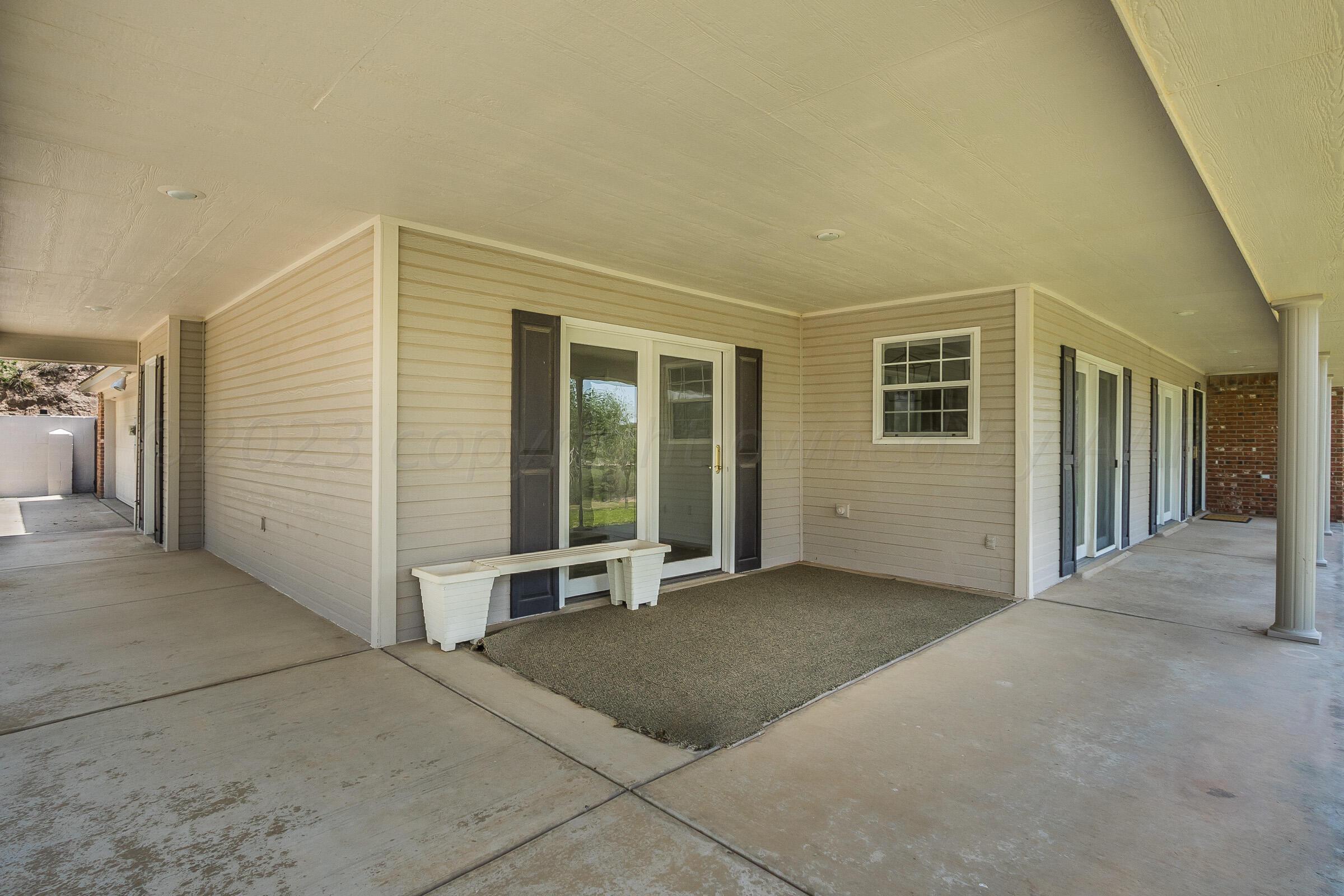 19351 Mockingbird Road Canyon, TX 79015 - Photo 8 of 55 004_Front Patio