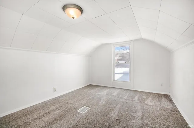 $169,900 | 205 North Middleboro Avenue, Mishawaka, IN 46544