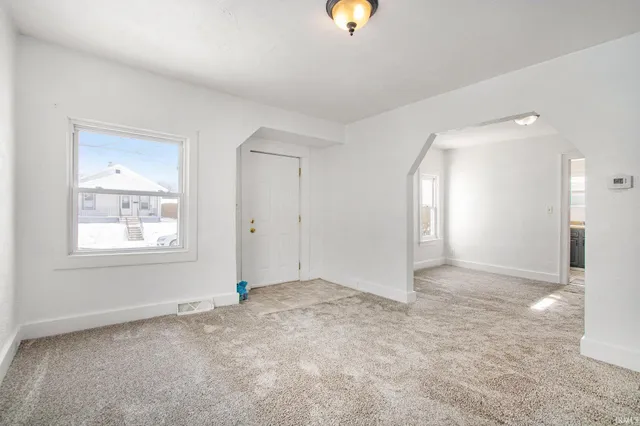 $169,900 | 205 North Middleboro Avenue, Mishawaka, IN 46544