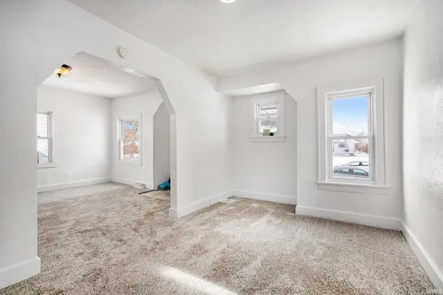 $169,900 | 205 North Middleboro Avenue, Mishawaka, IN 46544