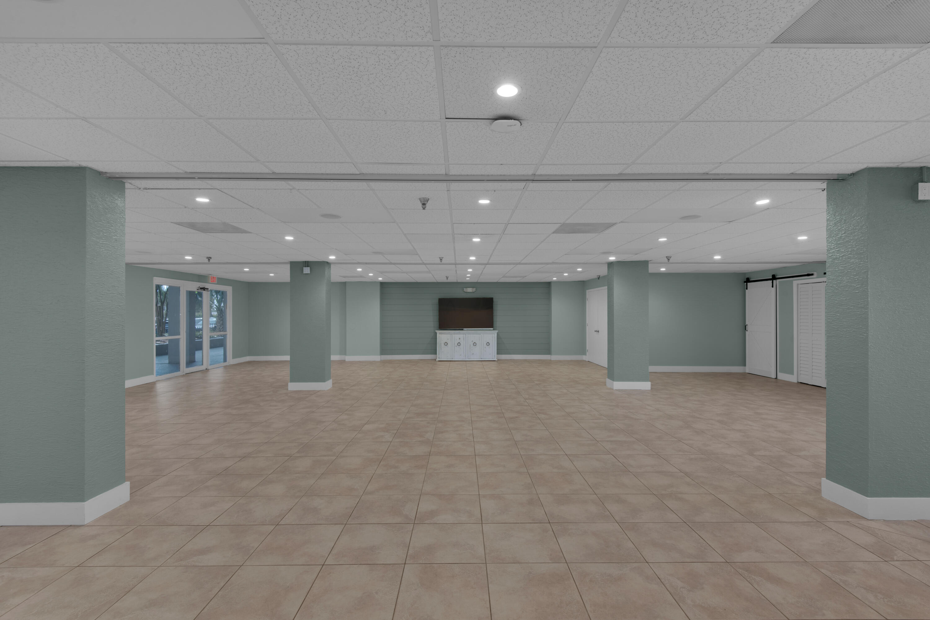 381 Santa Rosa Boulevard, Unit W515 Fort Walton Beach, FL 32548 - Photo 23 of 30 32_The Breakers Amenities_20220517_140