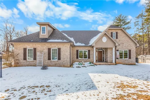 $725,000 | 153 Woodridge Drive, Mount Airy, NC 27030