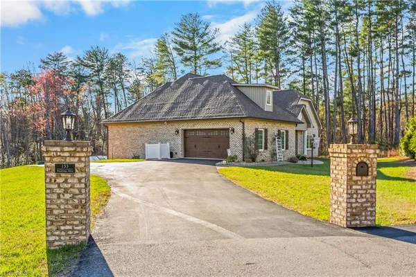 $725,000 | 153 Woodridge Drive, Mount Airy, NC 27030