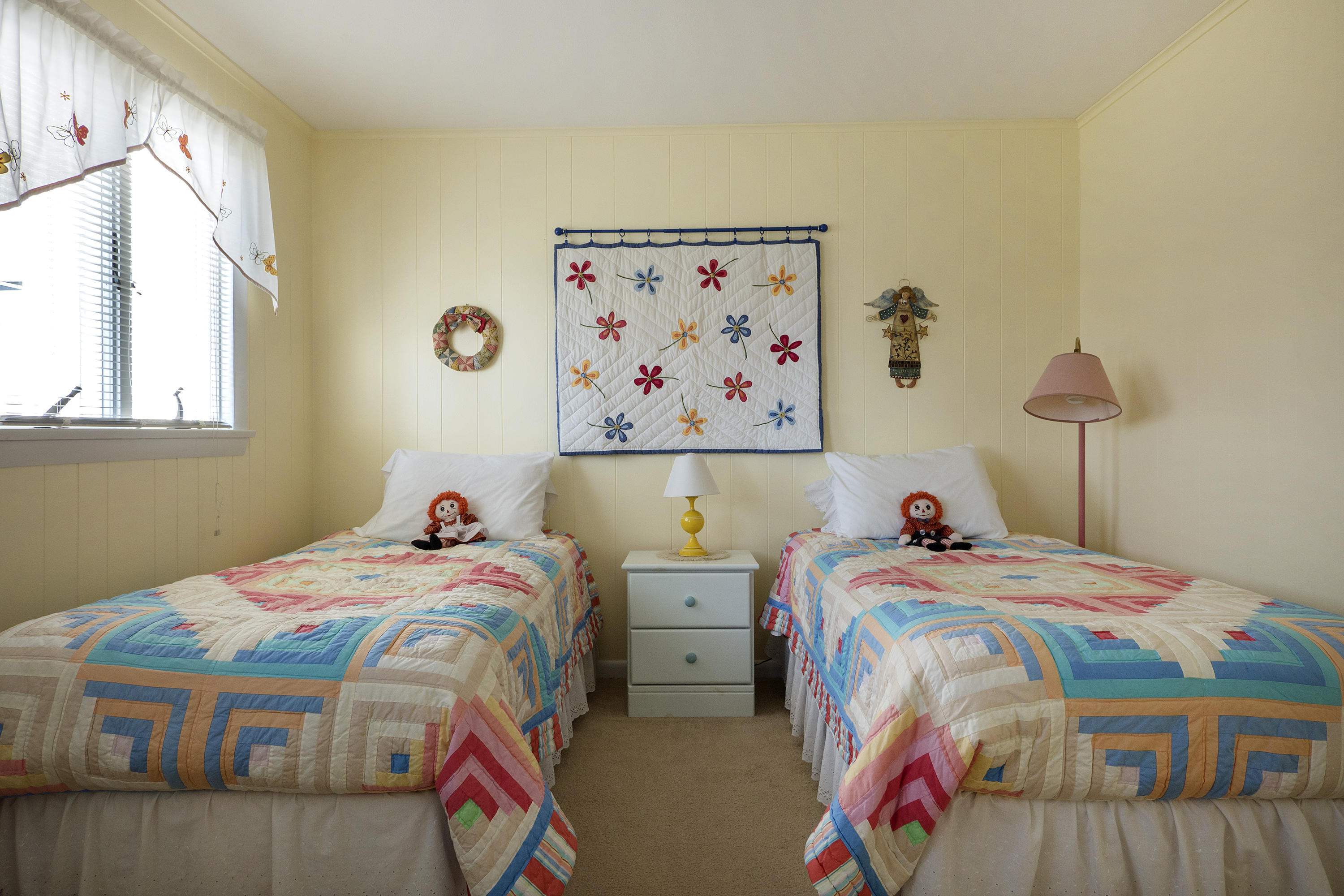 377 Huckins Neck Road Centerville, MA 02632 - Photo 17 of 26 family bedroom