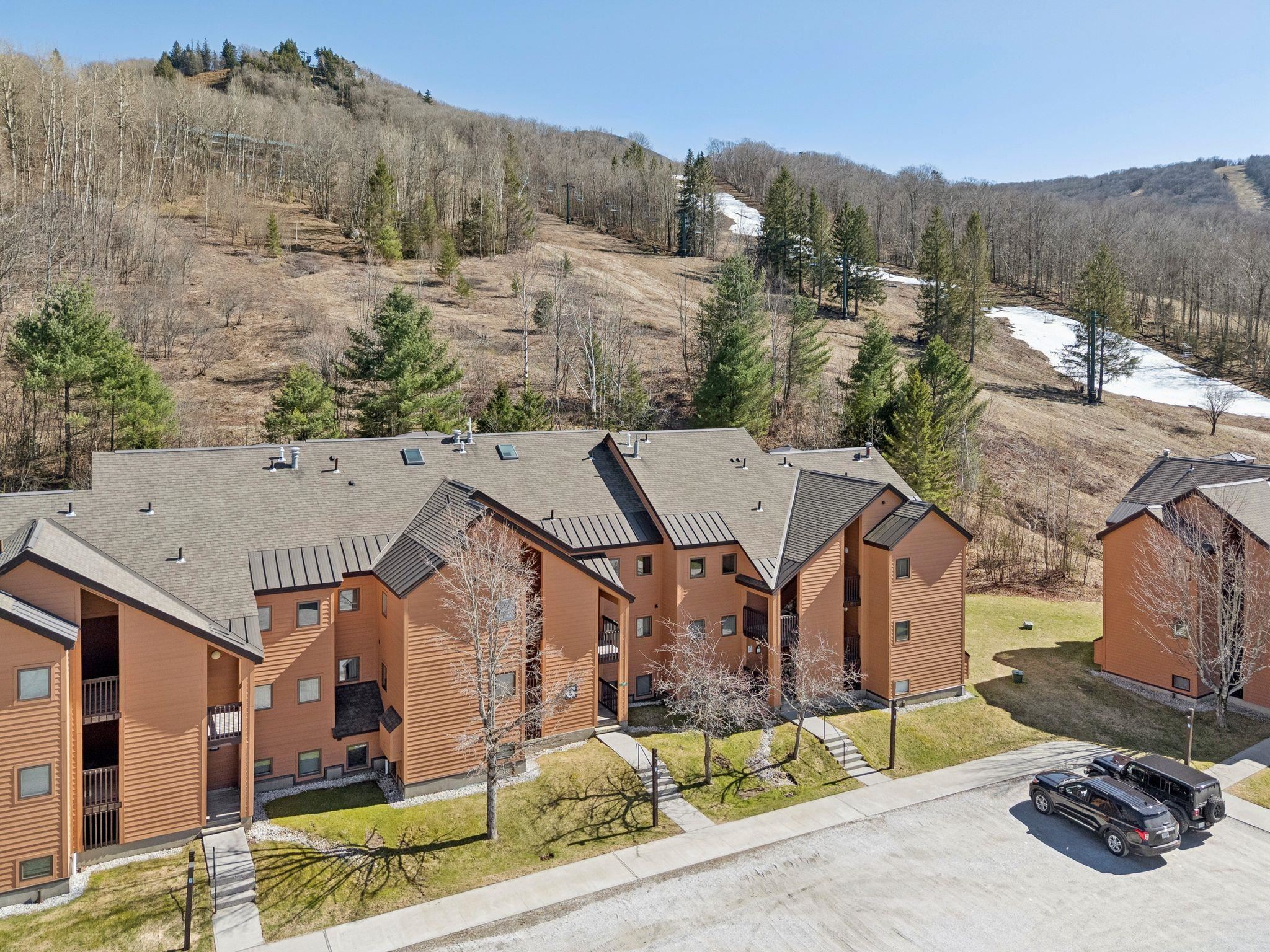 57 Alpine Drive, Unit 203 Killington, VT 05751 - Photo 2 of 26