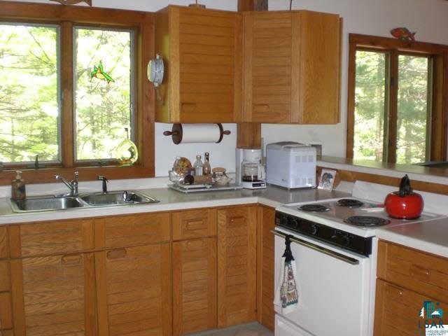 28605 South Maple Hill Road Washburn, WI 54891 - Photo 2 of 25 Gallery Image 2
