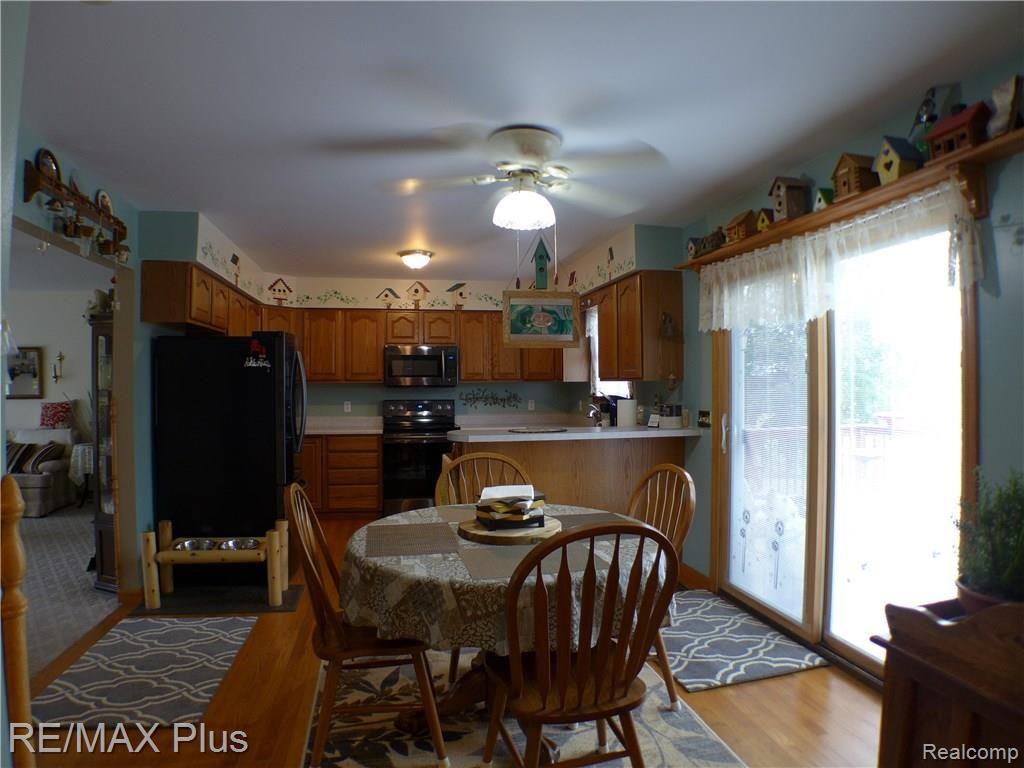1920 West Fairgrove Road Caro, MI 48723 - Photo 2 of 21 Kitchen & Dining.JPG