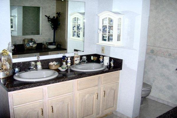 110 Pipher Road Bushkill, PA 18324 - Photo 11 of 12 Bathroom
