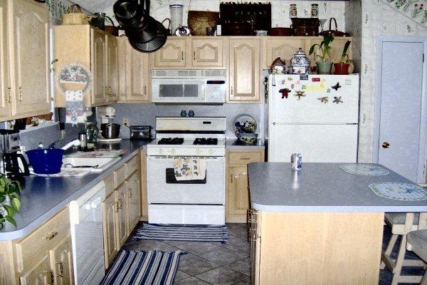 110 Pipher Road Bushkill, PA 18324 - Photo 7 of 12 Kitchen View 2