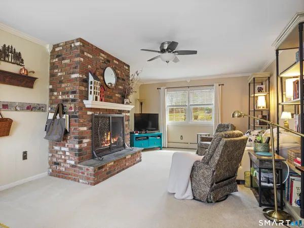 $630,000 | 5 Whittier Lane, Shelton, CT 06484