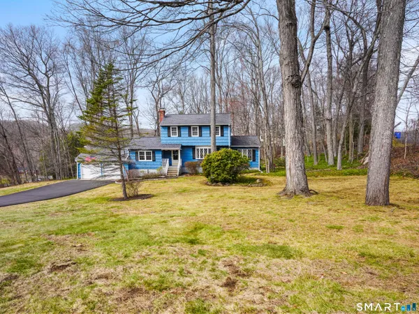 $630,000 | 5 Whittier Lane, Shelton, CT 06484