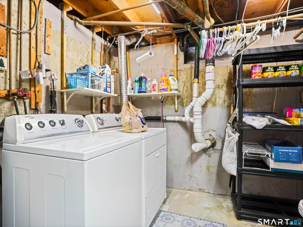 $630,000 | 5 Whittier Lane, Shelton, CT 06484