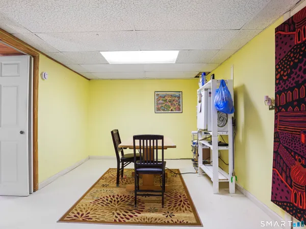 $630,000 | 5 Whittier Lane, Shelton, CT 06484