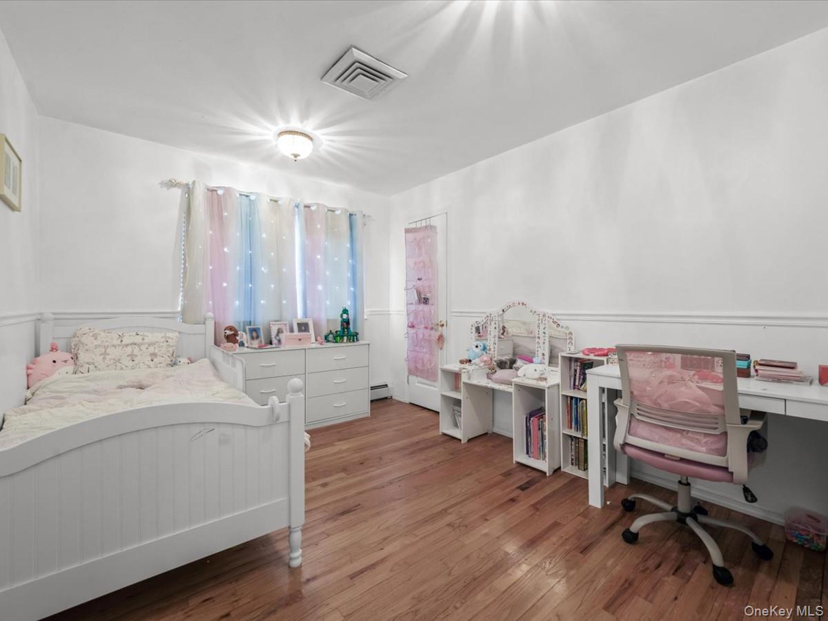 234 Town Line Road Commack, NY 11725 - Photo 20 of 30 Gallery Image 20