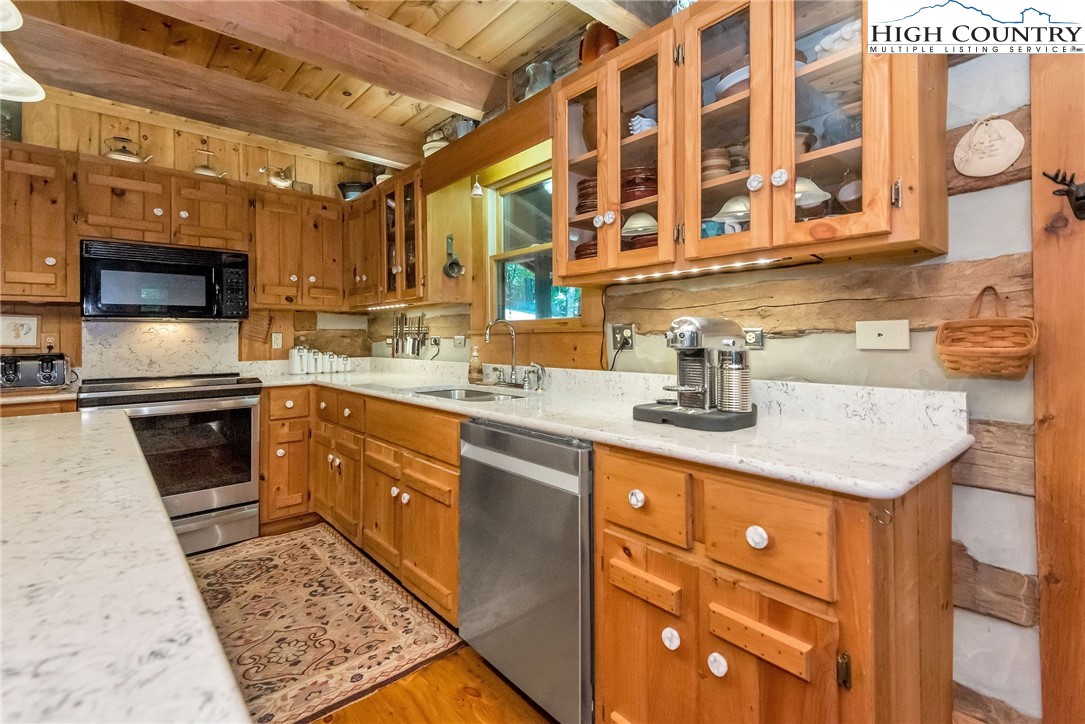 711 Homestead Road Todd, NC 28684 - Photo 7 of 45 Gallery Image 7