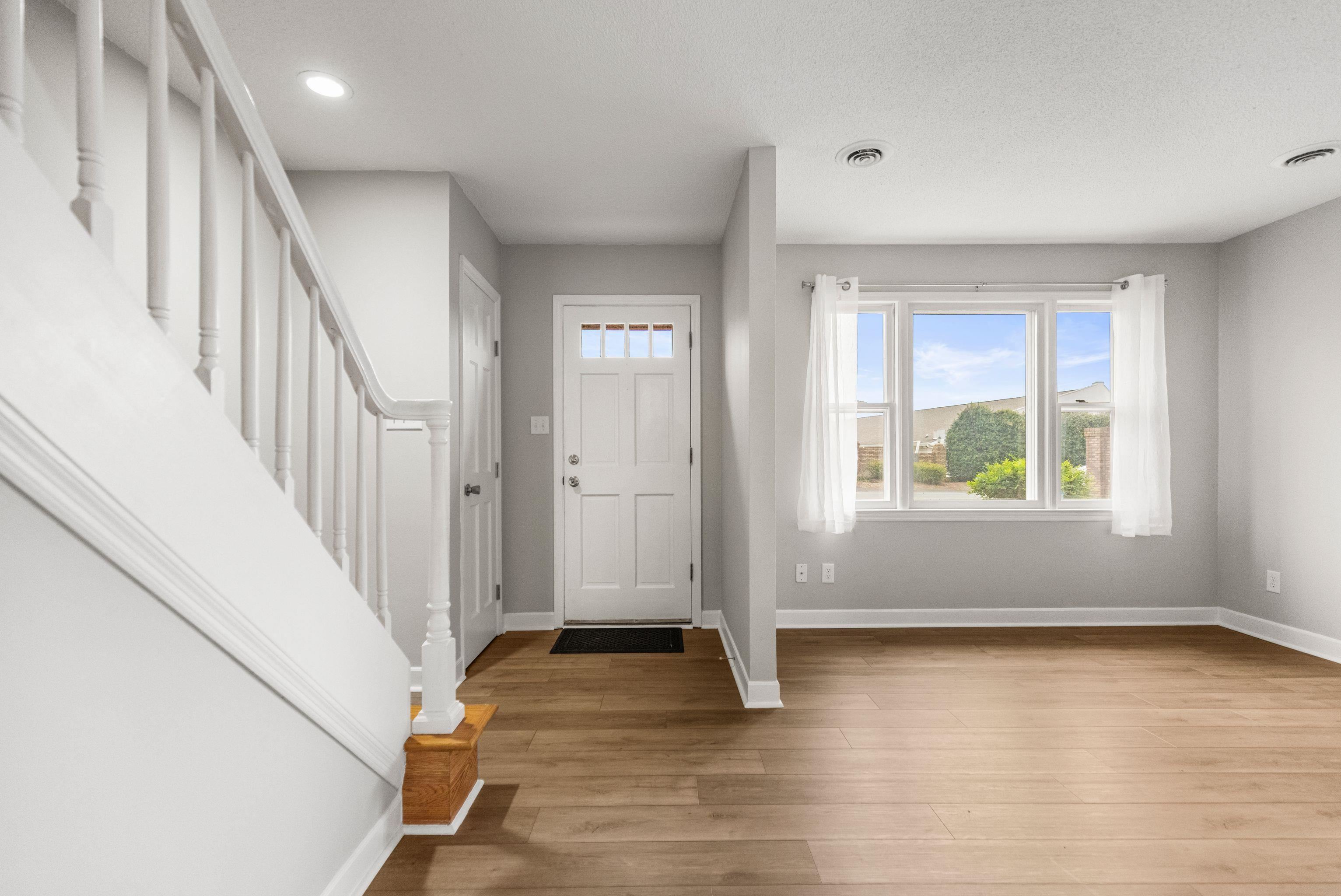 211 Old Towne Road Spartanburg, SC 29301 - Photo 3 of 33