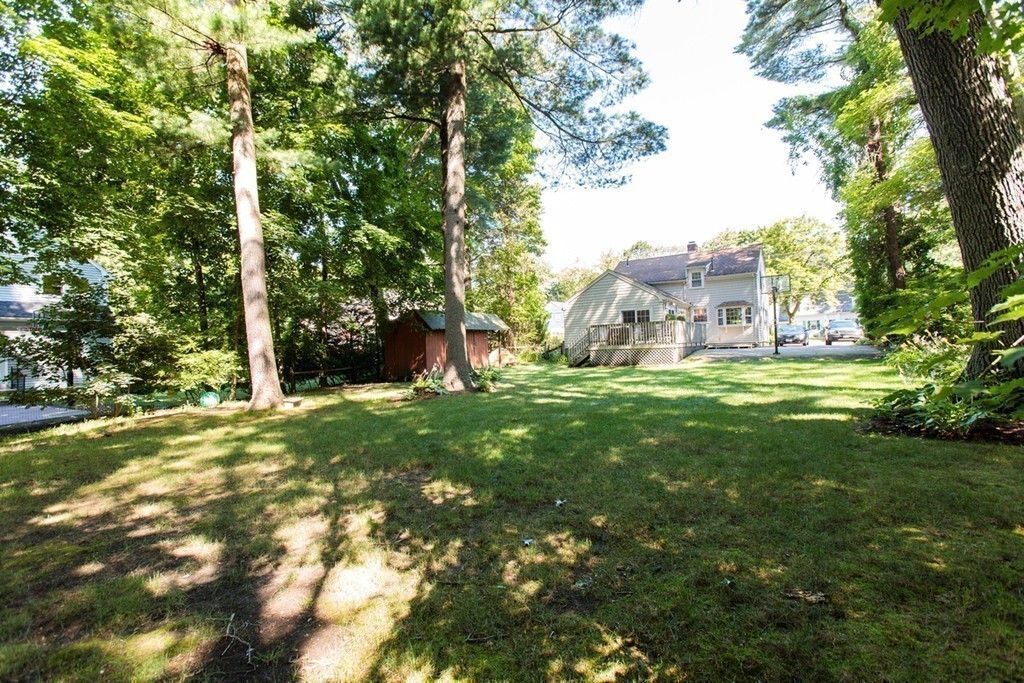 68 Beechwood Road Wellesley, MA 02482 - Photo 15 of 16