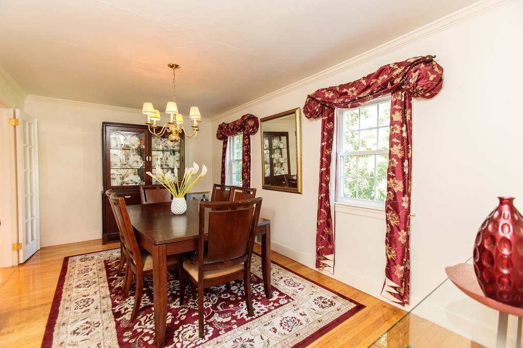 68 Beechwood Road Wellesley, MA 02482 - Photo 7 of 16