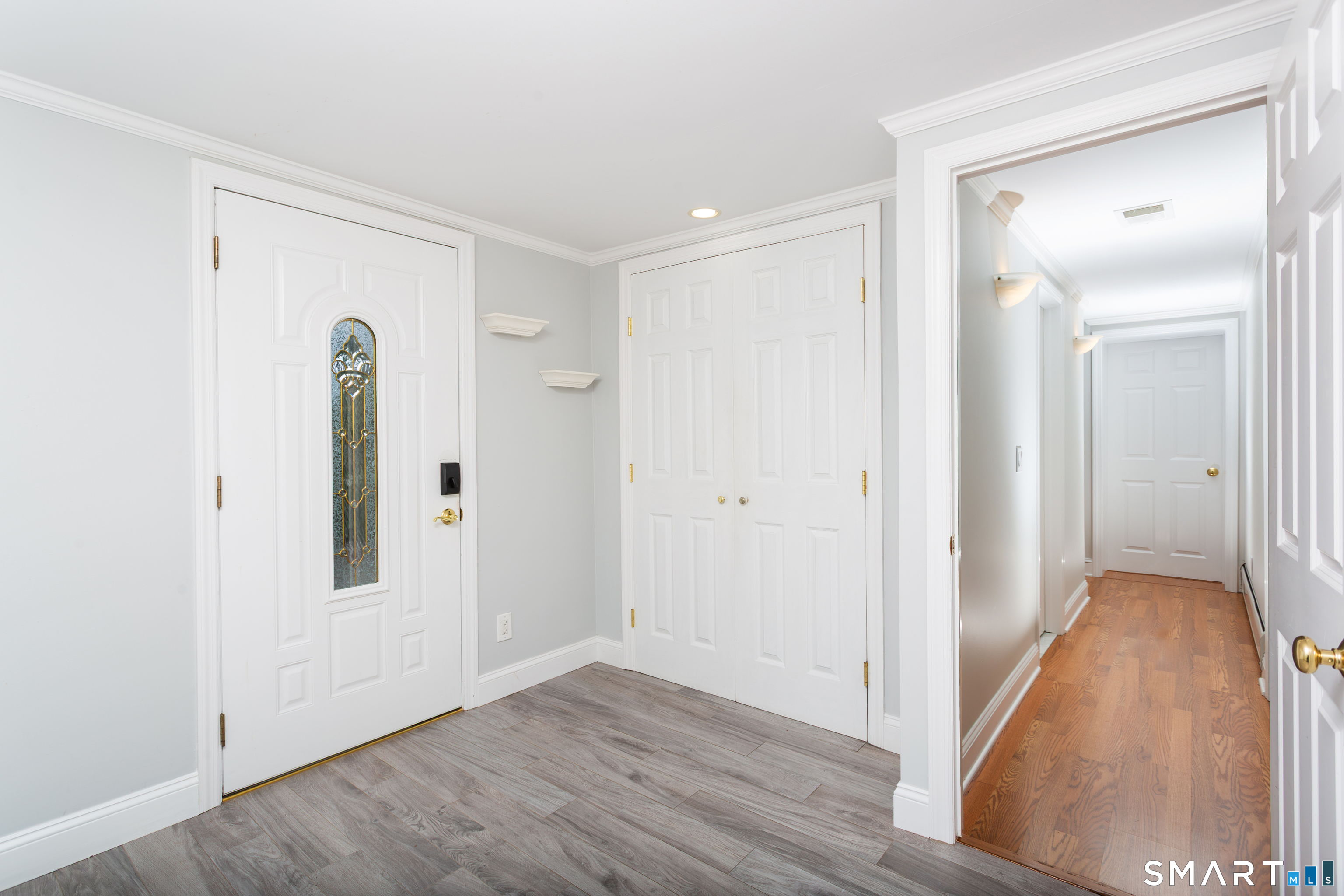 42 Woodledge Road Stamford, CT 06907 - Photo 21 of 36 Gallery Image 21