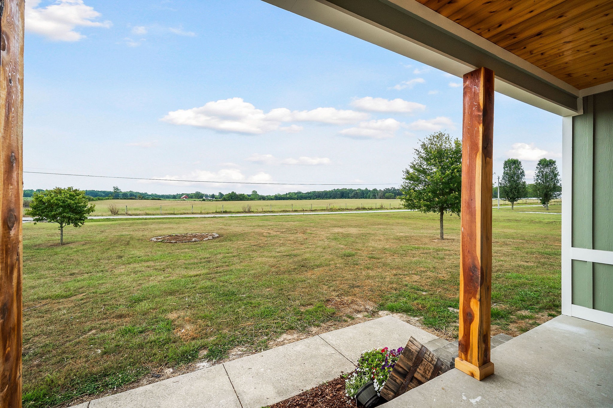 1199 Jacksboro Road Morrison, TN 37357 - Photo 5 of 37