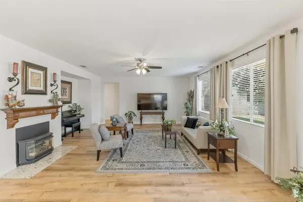$750,000 | 3046 Indianapolis Avenue, Clovis, CA 93619