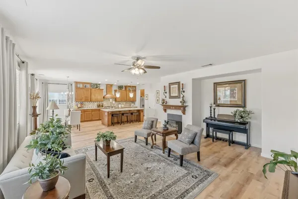 $750,000 | 3046 Indianapolis Avenue, Clovis, CA 93619