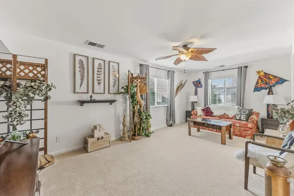 $750,000 | 3046 Indianapolis Avenue, Clovis, CA 93619