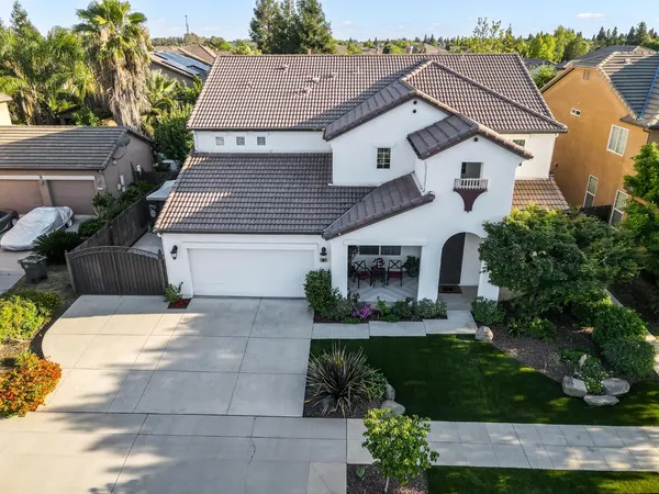 $750,000 | 3046 Indianapolis Avenue, Clovis, CA 93619