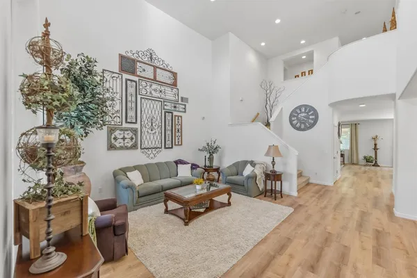 $750,000 | 3046 Indianapolis Avenue, Clovis, CA 93619