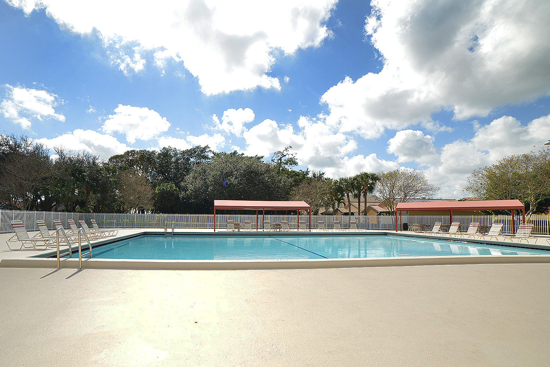 10088 Country Brook Road Boca Raton, FL 33428 - Photo 24 of 27 Community pool