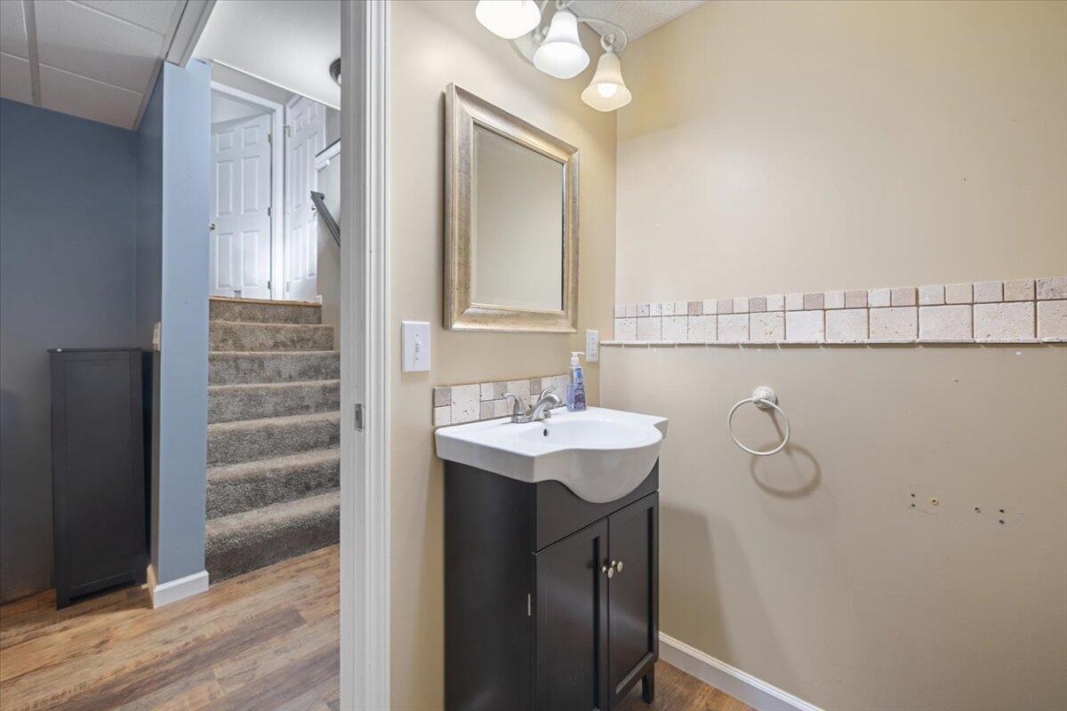 56210 11 Mile Road New Hudson, MI 48165 - Photo 20 of 44 23-56210 Eleven Mile Int-26