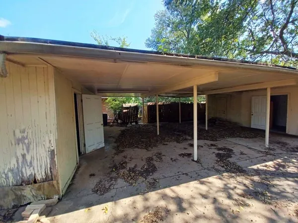 a view of a patio